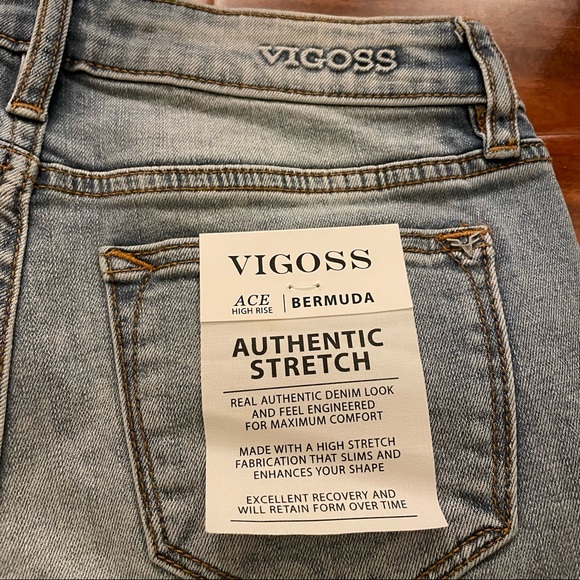 NWT _High waisted High Rise Bermuda .Size 24 - Picture 6 of 9